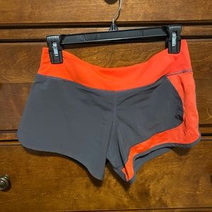 rabbit “Hopper” shorts size XS